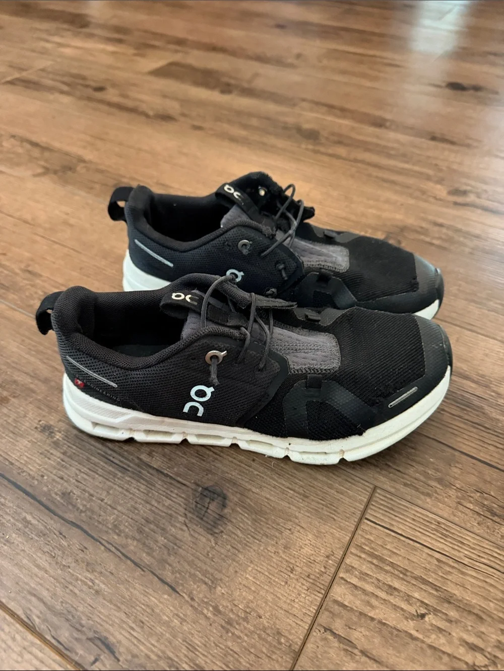 On Running Youth Cloud Sky Black and White Athletic Shoes